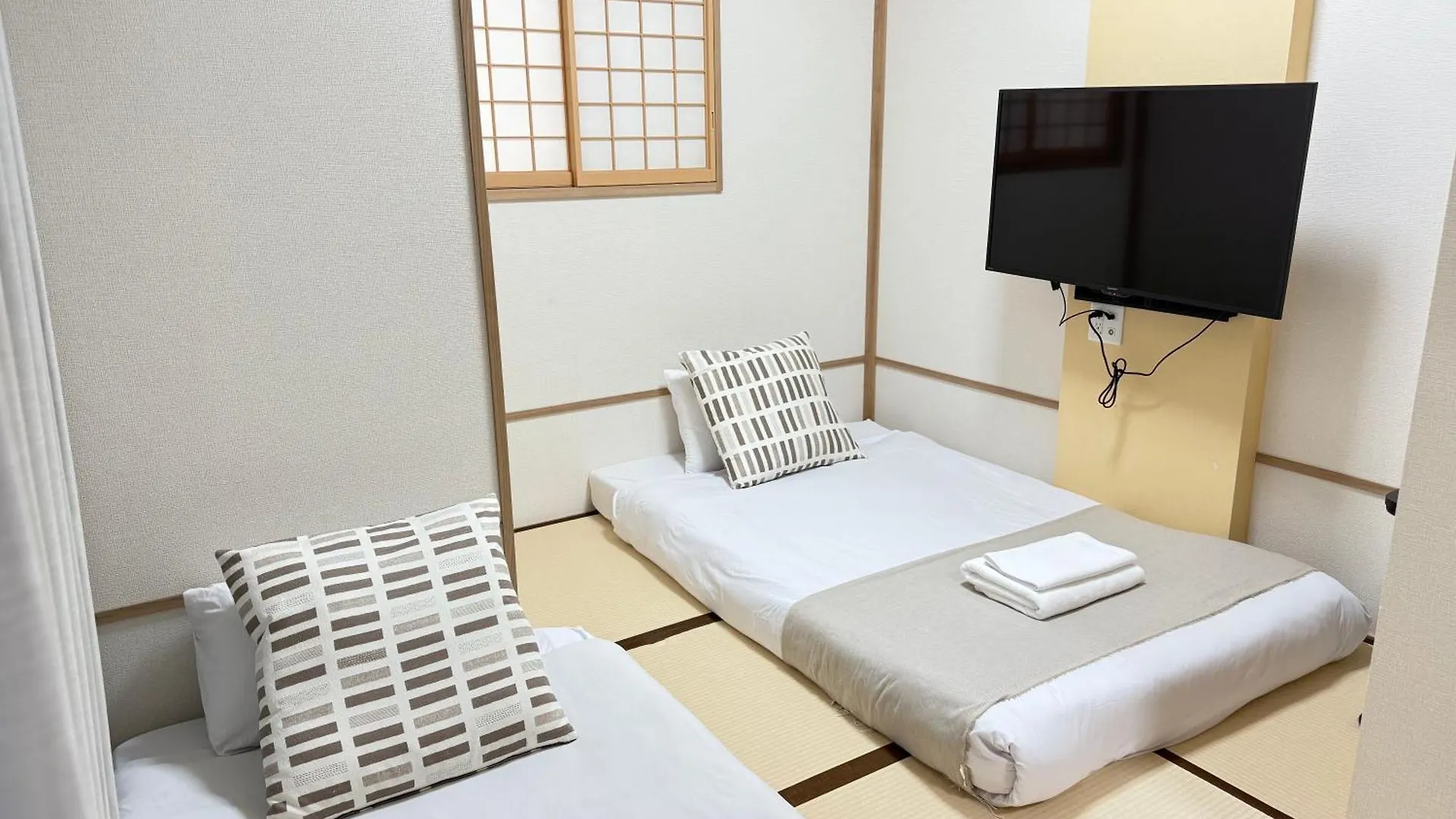 Apartment Hotel Side Of Shinsaibashi Shopping Street Osaka Japan