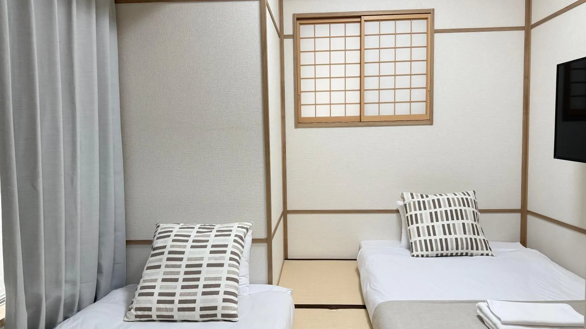 Apartment Hotel Side Of Shinsaibashi Shopping Street Osaka 0*,  Japan